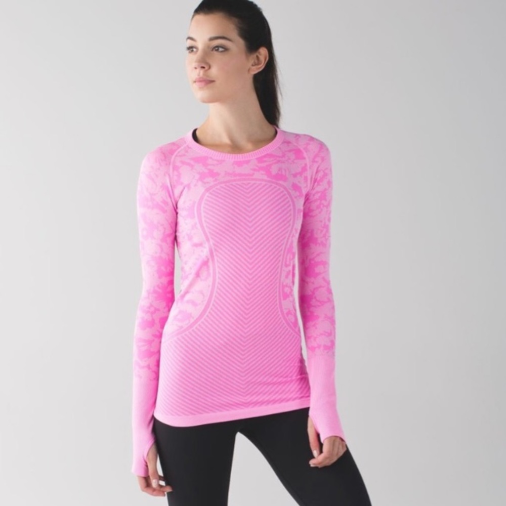 NWOT swiftly tech shirt Lululemon